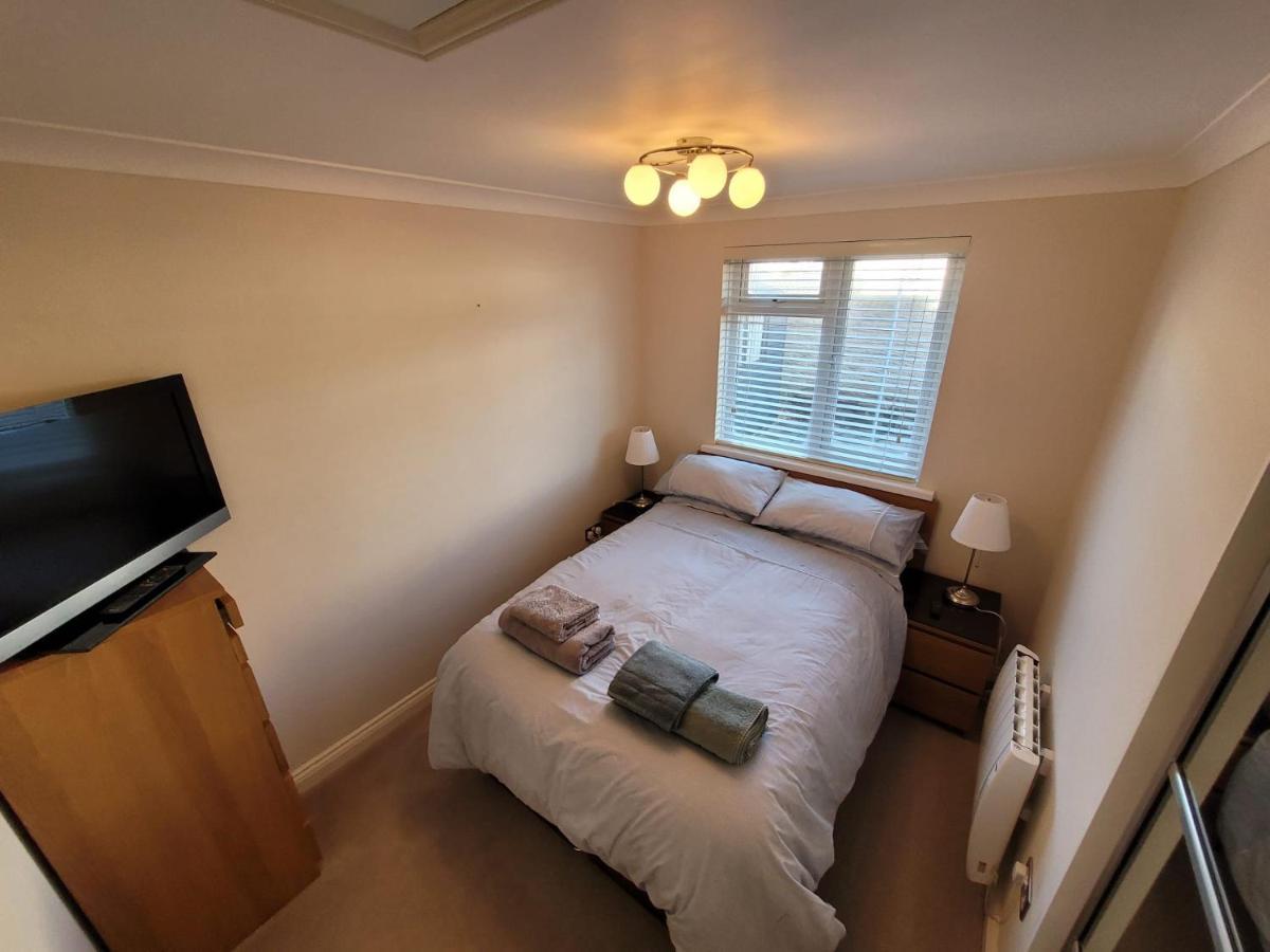 The Mumbles - Bungalow - 2 Bedrooms - Pet Friendly Swansea Exteriér fotografie