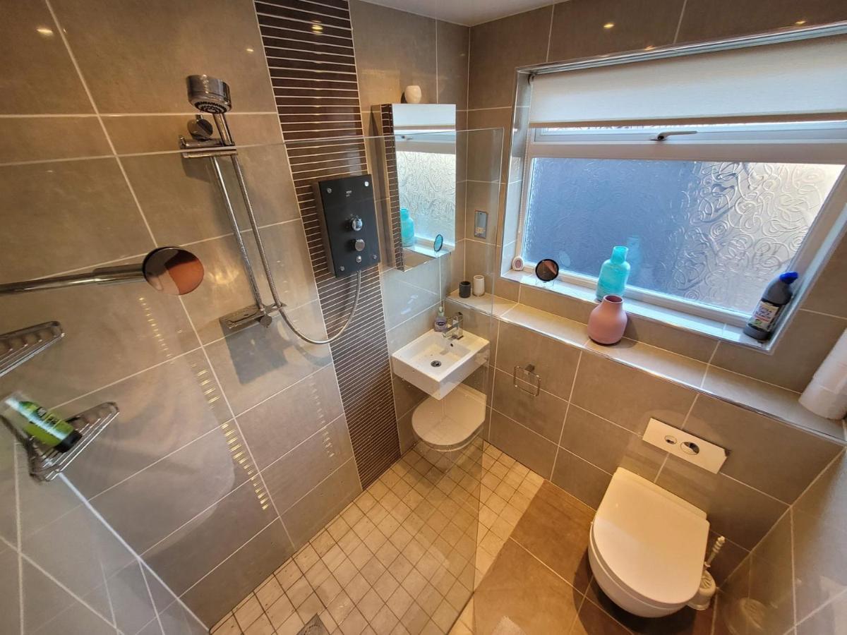 The Mumbles - Bungalow - 2 Bedrooms - Pet Friendly Swansea Exteriér fotografie