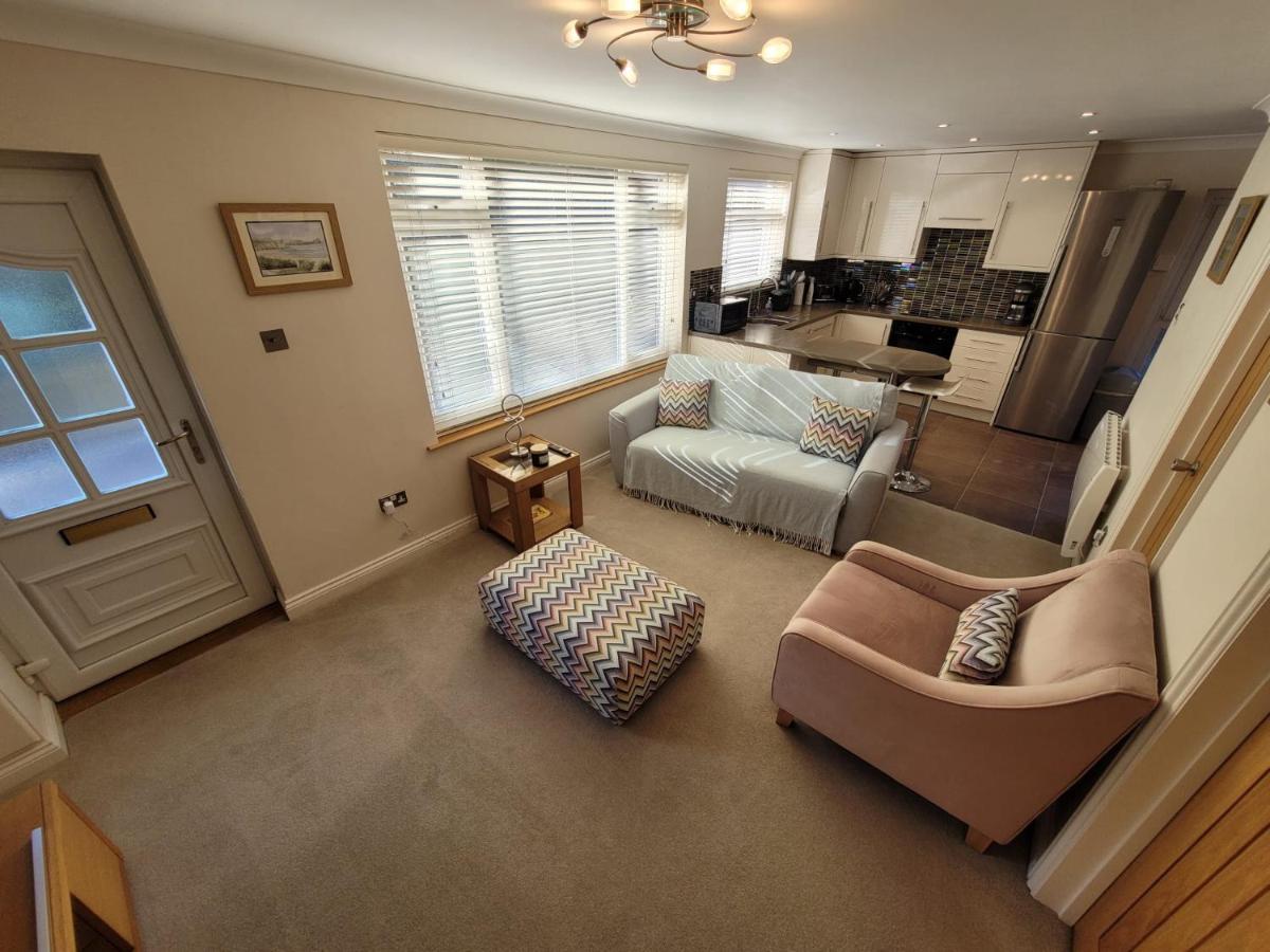 The Mumbles - Bungalow - 2 Bedrooms - Pet Friendly Swansea Exteriér fotografie
